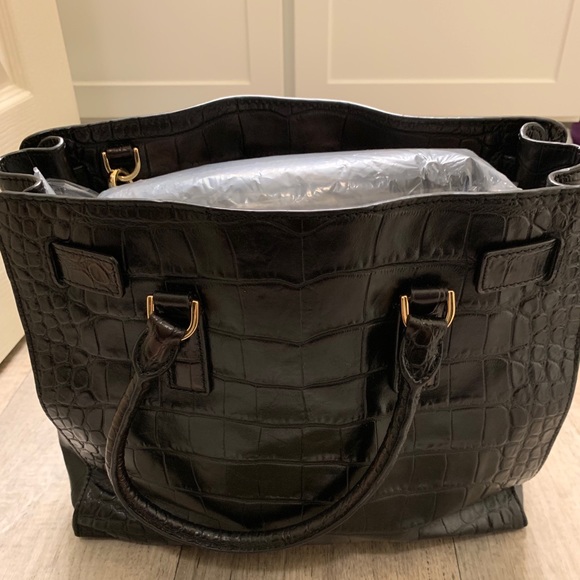 Michael Kors Purse - Picture 2 of 8